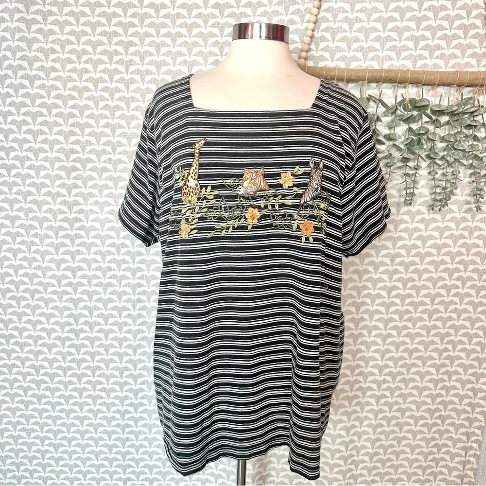 3/$22 Vintage Giraffe Tiger Zebra Embroidered T Shirt Stripe 2x Victoria Jones